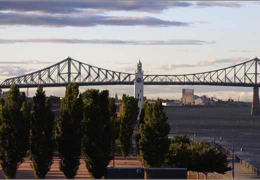Tour de l'Horloge, pont Jacques-Cartier #05 (16693 visites) Tour de l'Horloge, pont Jacques-Cartier #05