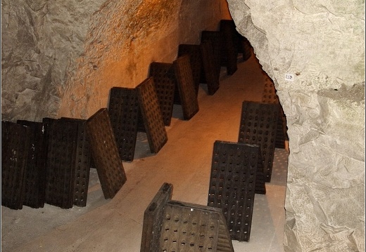 Caves Taittinger #15 (3282 visites, score 4.10) Caves Taittinger #15