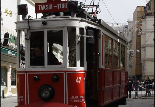 Rue İstiklal, ancien Tramway #01 (6374 visits) Rue İstiklal, ancien Tramway #01