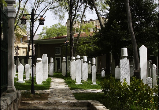 Musée de Mevlevihanesi, cimetière #01 (4918 visits) Musée de Mevlevihanesi, cimetière #01