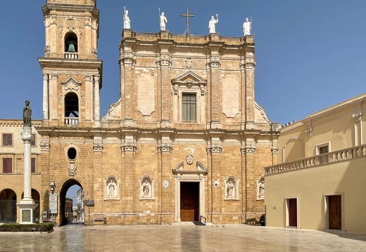 Brindisi, Cattedrale di San Giovanni Battista #01 (1668 visites) Brindisi, Cattedrale di San Giovanni Battista #01