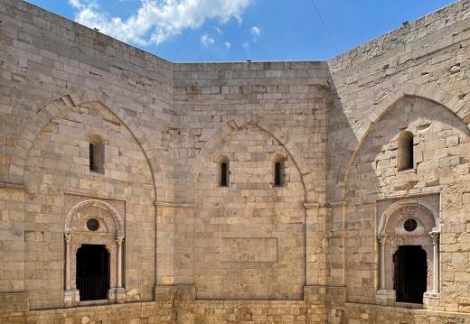 Castel del Monte #04 (1400 visites) Castel del Monte #04