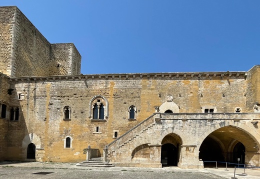 Gioia del Colle, Castello normanno-svevo #04 (54 visits) Gioia del Colle, Castello normanno-svevo #04