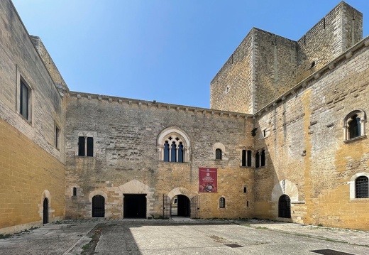 Gioia del Colle, Castello normanno-svevo #05 (54 visits) Gioia del Colle, Castello normanno-svevo #05