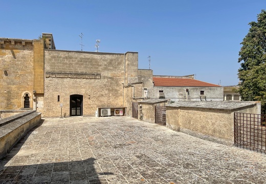 Gioia del Colle, Castello normanno-svevo #06 (53 visits) Gioia del Colle, Castello normanno-svevo #06