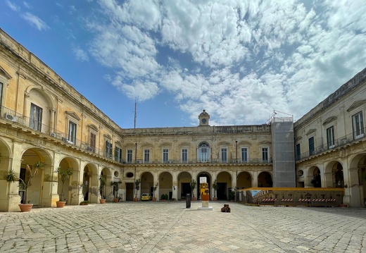 Lecce, Palazzo dei Celestini #01 (156 visites) Lecce, Palazzo dei Celestini #01