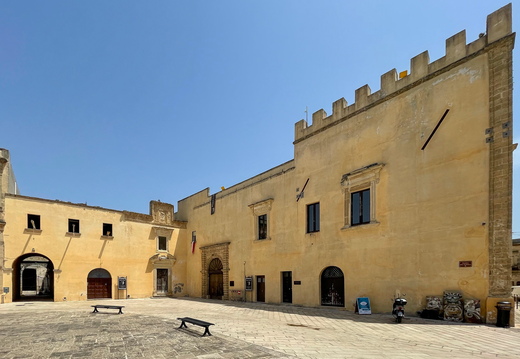 Presicce, Palazzo Ducale #01