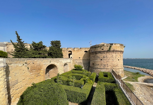 Taranto, Castello Aragonese #02