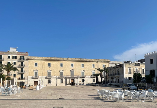 Trani, Palazzo Antonacci Telesio #01