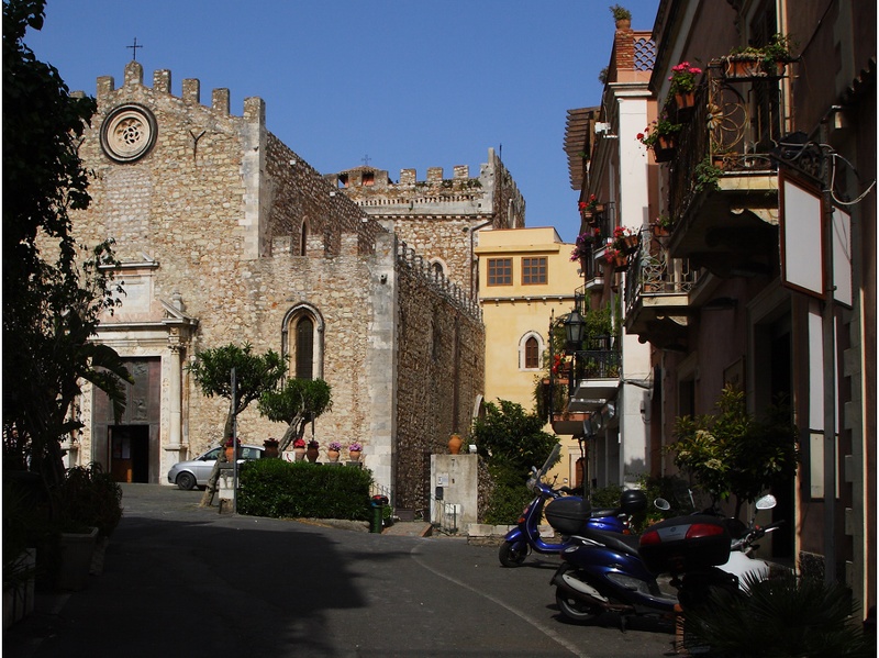 Taormina, Duomo di San Nicolò di Bari #02
