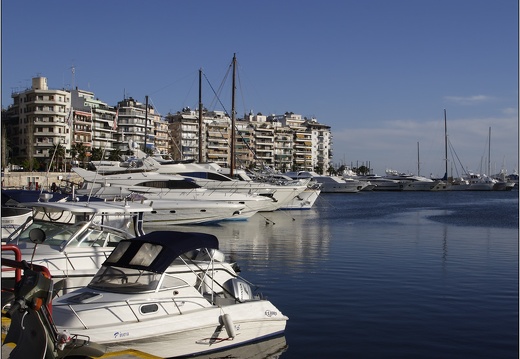 Le Pirée, marina #01 (9366 visits) Le Pirée, marina #01