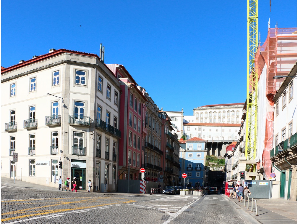 Porto, praça do à l'infant Dom Henrique #02