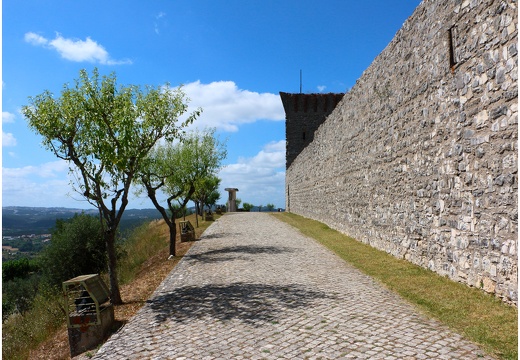 Village Médiéval d'Ourém, château #01