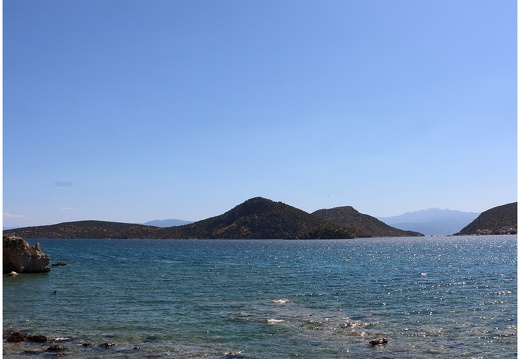 Tolo, îles de Romvi et Plateia #01 (5504 visits) Tolo, îles de Romvi et Plateia #01