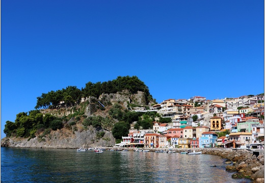 Parga, port #16 (9060 visits) Parga, port #16