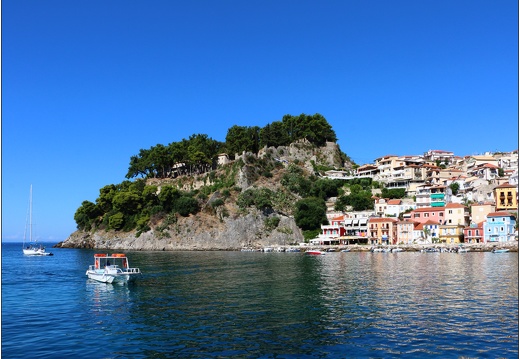 Parga, port et citadelle #17