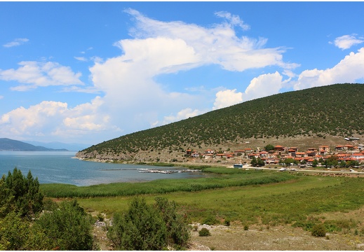 Psarades, vue sur le lac Prespa #01
