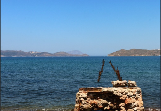 Milos, côtes #14 (7141 visits) Milos, côtes #14