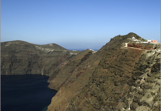 Santorin #26 (10452 visits) La crête de la falaise, jusqu'à Oia. Santorin #26