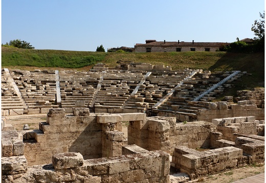 Larissa, ancien théâtre B #03