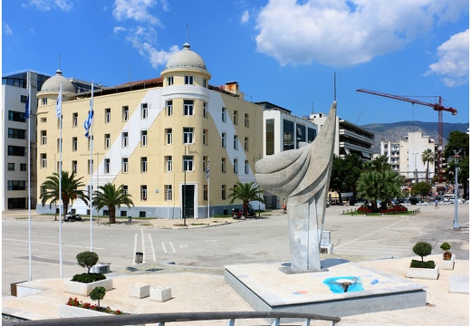 Volos, monument de la résistance et université #01 (6317 visits) Volos, monument de la résistance et université #01