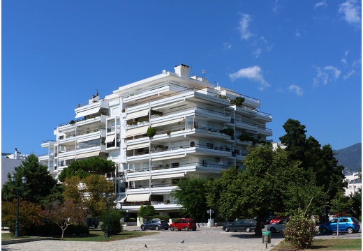 Volos, immeubles du front de mer #04 (3553 visits) Volos, immeubles du front de mer #04