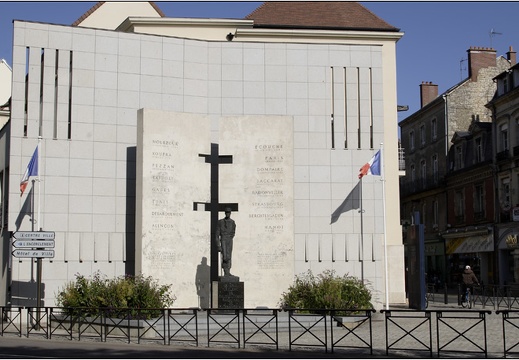 Monument Général Leclerc #17 (6149 visits) Monument Général Leclerc #17
