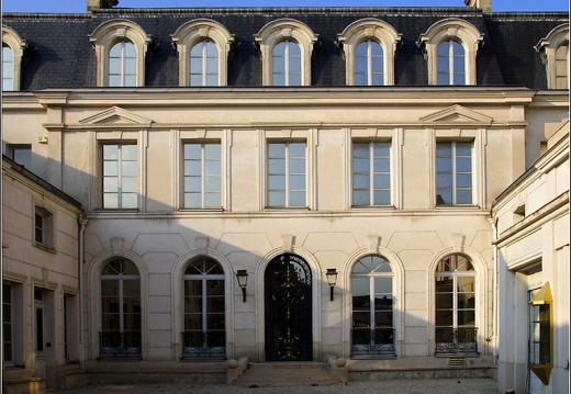 Avenue de Champagne #01 (9376 visits) Avenue de Champagne #01