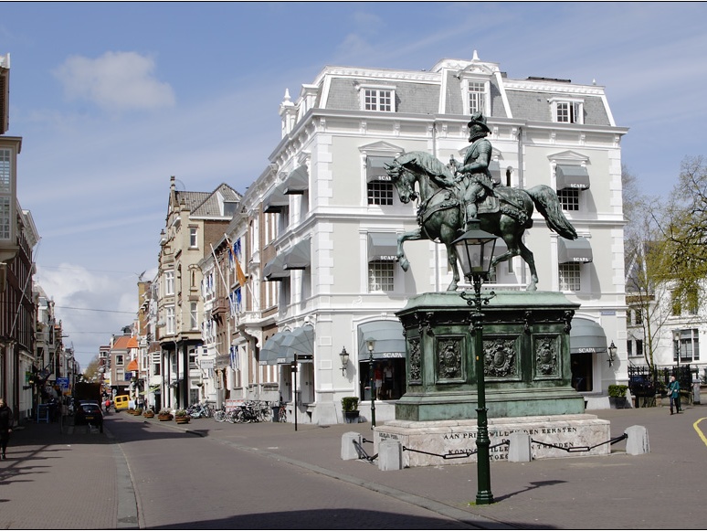 La Haye, Willem van Oranje #10
