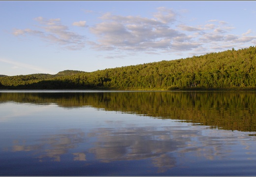 Saint Maurice, lac Tousignant #73 (1798 visites) Lac Tousignant. Saint Maurice, lac Tousignant #73