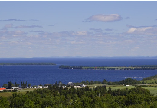 Lac Saint-Jean (2410 visits, rating score 7.49) Lac Saint-Jean