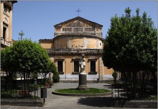 Acireale, statua della dea Flora (3606 visites) Acireale, statua della dea Flora