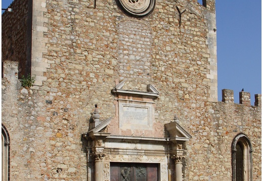 Taormina, Duomo di San Nicolò di Bari #01 (1205 visites) Taormina, Duomo di San Nicolò di Bari #01