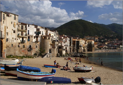Cefalù, la spiaggetta #01 (8156 visites) Cefalù, la spiaggetta #01