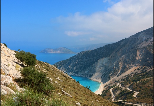 Baie de Myrtos #01 (1300 visites) Baie de Myrtos #01