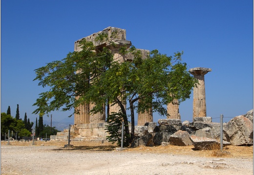 Ancienne Corinthe, temple d'Apollon #02 (1578 visites) Ancienne Corinthe, temple d'Apollon #02