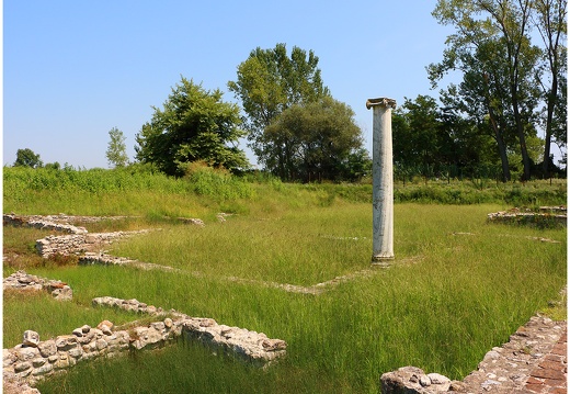 Dion, sanctuaire de Déméter #01 (424 visits) Dion, sanctuaire de Déméter #01