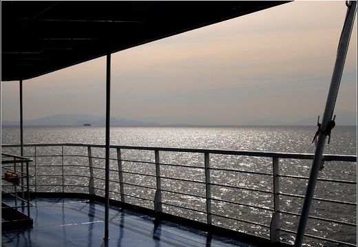Sur le ferry #08 (3131 visites) Sur le ferry #08