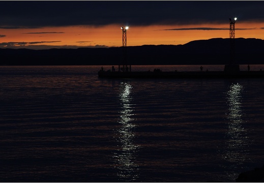 Night lights (11129 visits) Night lights